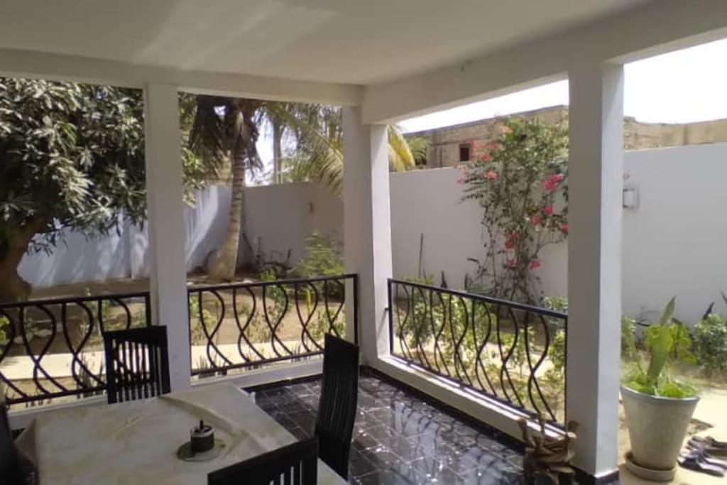 Belle Villa Proche Bord De Mer Ngaparou Luaran gambar